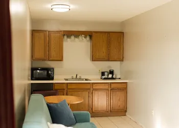 Travelodge by Wyndham Escanaba hotel thumbnail 5