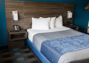 Travelodge by Wyndham Escanaba hotel thumbnail 7
