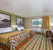 Super 8 by Wyndham Houghton hotel detail image 7