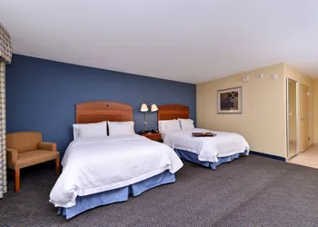 Hampton Inn Evanston hotel thumbnail 6
