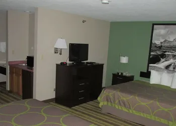 Super 8 by Wyndham Rock Springs hotel thumbnail 8