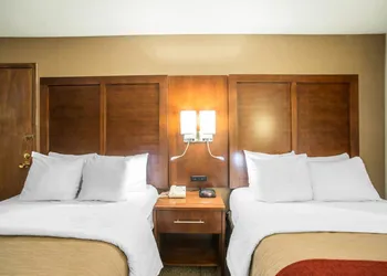 Quality Inn & Suites Boonville - Columbia hotel thumbnail 3