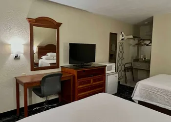 Baymont by Wyndham Troy hotel thumbnail 5