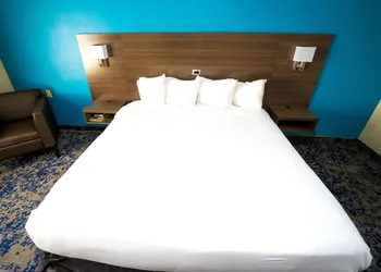 Quality Inn & Suites Monroeville South hotel thumbnail 3