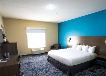 Quality Inn & Suites Monroeville South hotel thumbnail 7