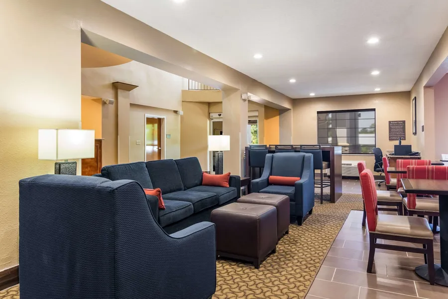 Comfort Suites Eufaula North hotel detail image 2