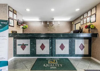 Quality Inn Andalusia hotel thumbnail 2