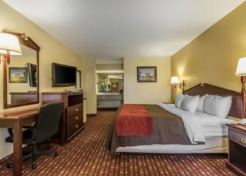 Quality Inn Andalusia hotel thumbnail 5