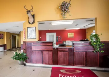 Econo Lodge Eufaula South hotel thumbnail 3