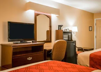 Econo Lodge Eufaula South hotel thumbnail 7