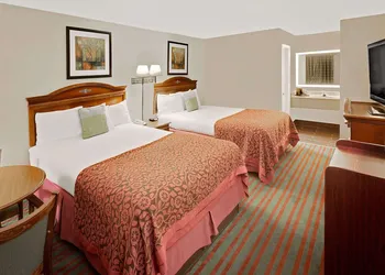 Days Inn by Wyndham Demopolis hotel thumbnail 3