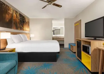 Days Inn by Wyndham Demopolis hotel thumbnail 5