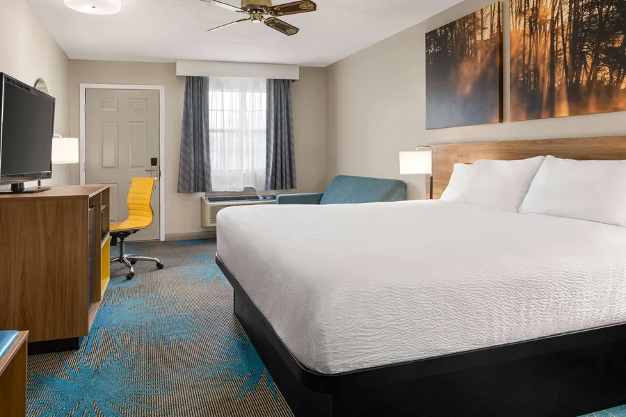 Days Inn by Wyndham Demopolis hotel detail image 6