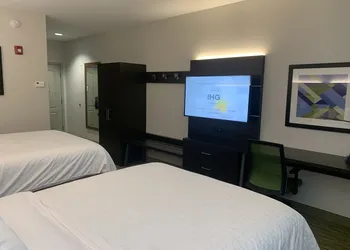 Holiday Inn Express Greenville by IHG hotel thumbnail 3