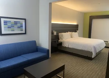 Holiday Inn Express Greenville by IHG hotel thumbnail 4