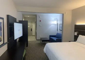 Holiday Inn Express Greenville by IHG hotel thumbnail 5