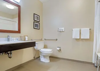 Comfort Inn Greenville I-65 hotel thumbnail 6