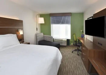 Holiday Inn Express Selma by IHG hotel thumbnail 5