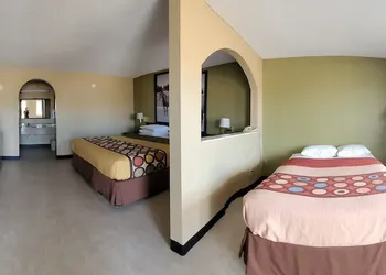 Super 8 by Wyndham Arkadelphia Caddo Valley Area hotel thumbnail 5