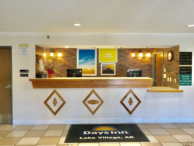 Days Inn by Wyndham Lake Village hotel detail image 6