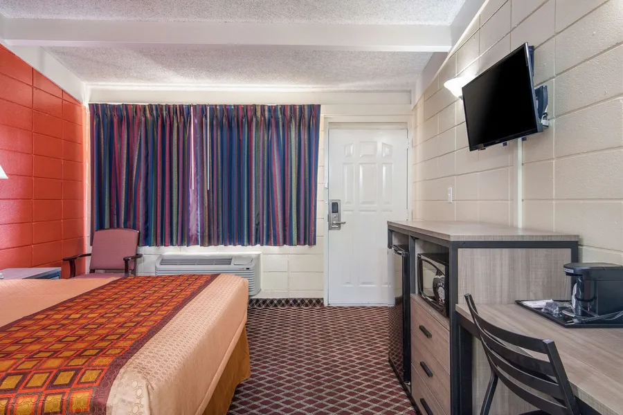 Rodeway Inn Nashville hotel detail image 6