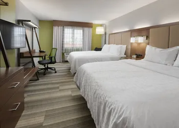Holiday Inn Express Hotel & Suites Magnolia-Lake Columbia by IHG hotel thumbnail 5