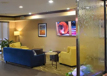Comfort Suites Forrest City hotel thumbnail 2