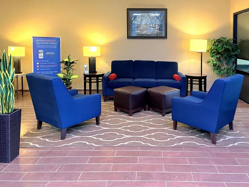 Comfort Inn & Suites Rogersville hotel detail image 2