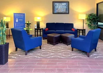 Comfort Inn & Suites Rogersville hotel thumbnail 2