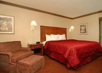Quality Inn Blytheville hotel thumbnail 5