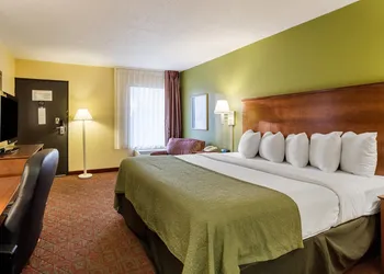 Quality Inn Blytheville hotel thumbnail 6
