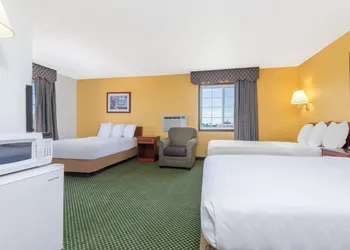 Days Inn by Wyndham Great Bend hotel thumbnail 6