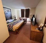 Super 8 by Wyndham Dodge City hotel detail image 5