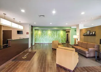 Sleep Inn & Suites Haysville - Wichita South hotel thumbnail 3