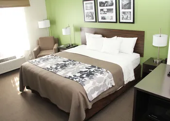 Sleep Inn & Suites Haysville - Wichita South hotel thumbnail 6