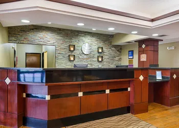 Comfort Inn & Suites Hutchinson hotel thumbnail 4