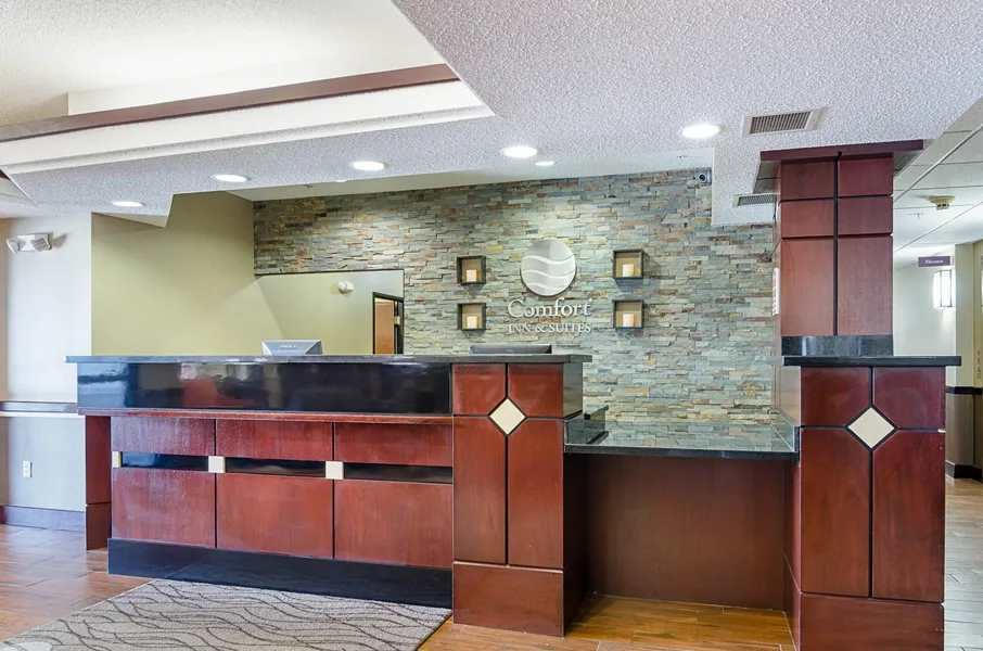 Comfort Inn & Suites Hutchinson hotel detail image 6