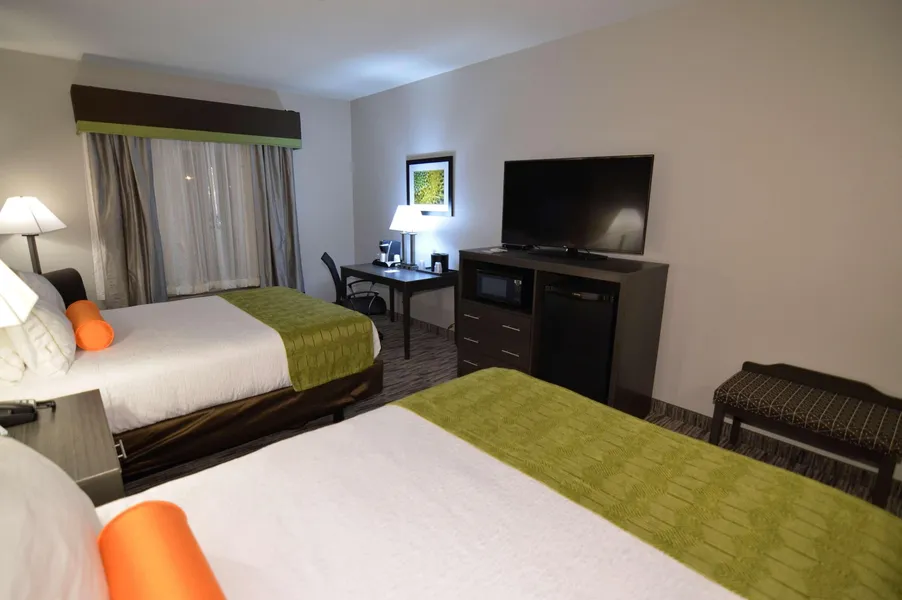 Garner Hotel Liberal North by IHG hotel detail image 6