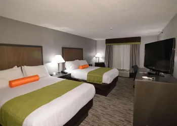 Garner Hotel Liberal North by IHG hotel thumbnail 7