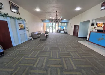 Colby Inn and Suites hotel thumbnail 2