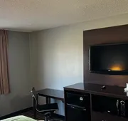 Colby Inn and Suites hotel detail image 4