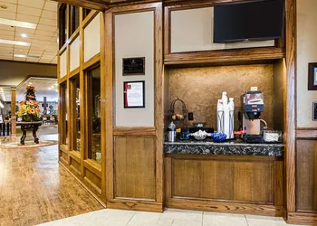 Clarion Inn Garden City hotel thumbnail 2