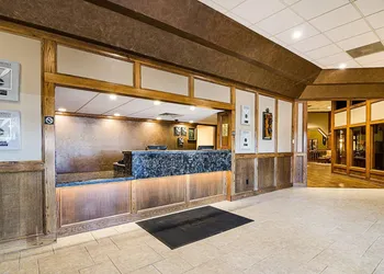 Clarion Inn Garden City hotel thumbnail 5