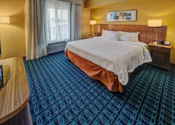 Fairfield Inn & Suites by Marriott Russellville hotel thumbnail 7