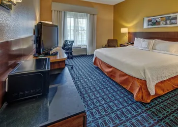 Fairfield Inn & Suites by Marriott Russellville hotel thumbnail 8