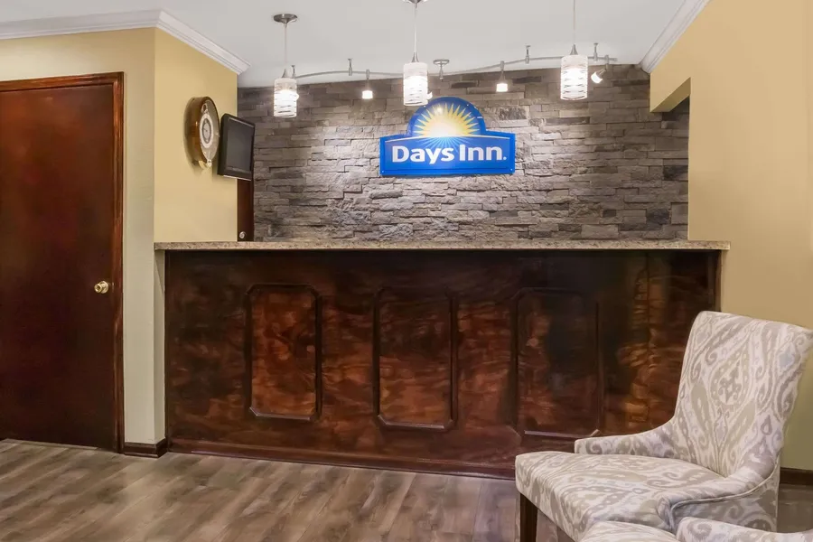 Days Inn by Wyndham Blakely hotel detail image 2