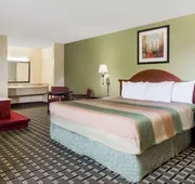 Days Inn by Wyndham Blakely hotel detail image 3