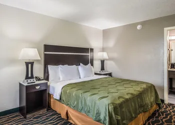 Quality Inn & Suites Conference Center hotel thumbnail 6