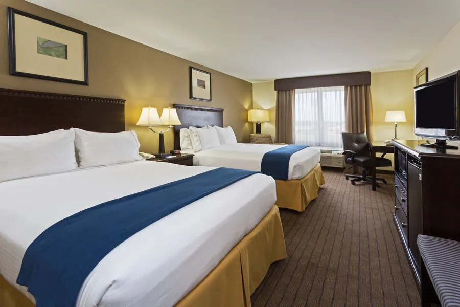 Holiday Inn Express and Suites Moultrie by IHG hotel detail image 2