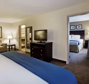 Holiday Inn Express and Suites Moultrie by IHG hotel detail image 4